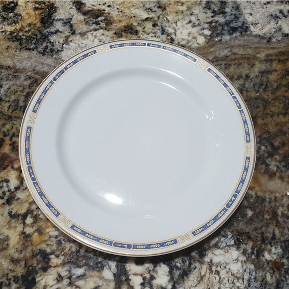 VINTAGE Syracuse Mistic Blue Dinner Plate - Picture 1 of 4